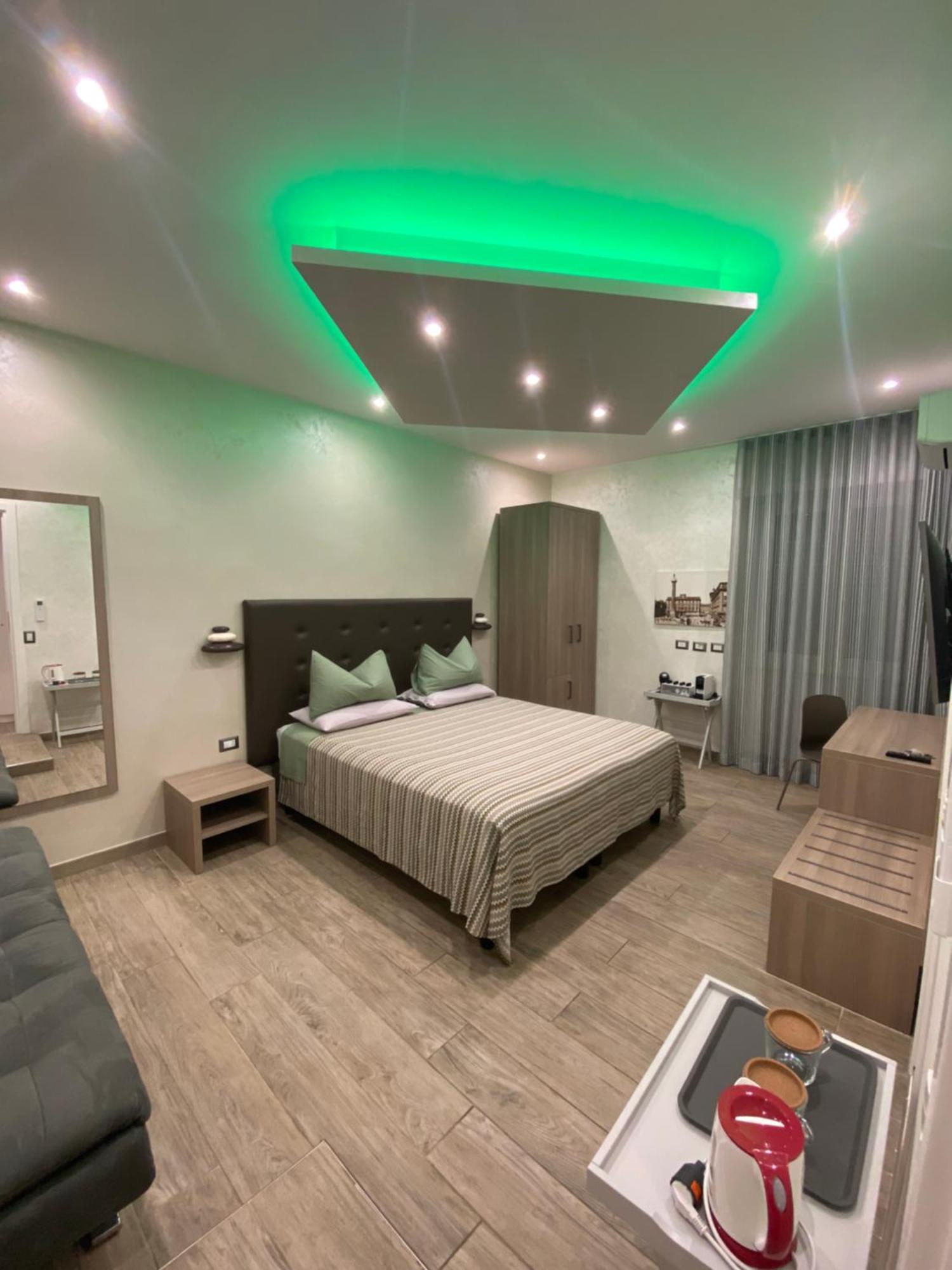Bed and Breakfast Domus Cinecitta Рим Екстер'єр фото
