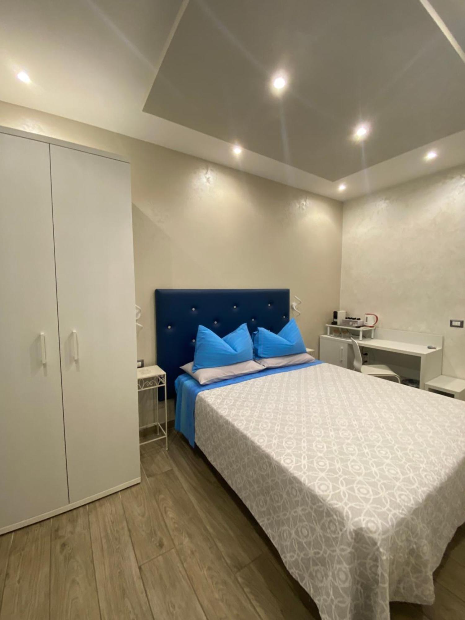 Bed and Breakfast Domus Cinecitta Рим Екстер'єр фото